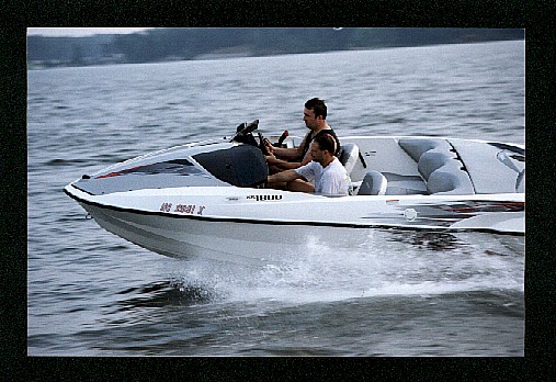 Boating on Lake Keowee and Lake Jocassee